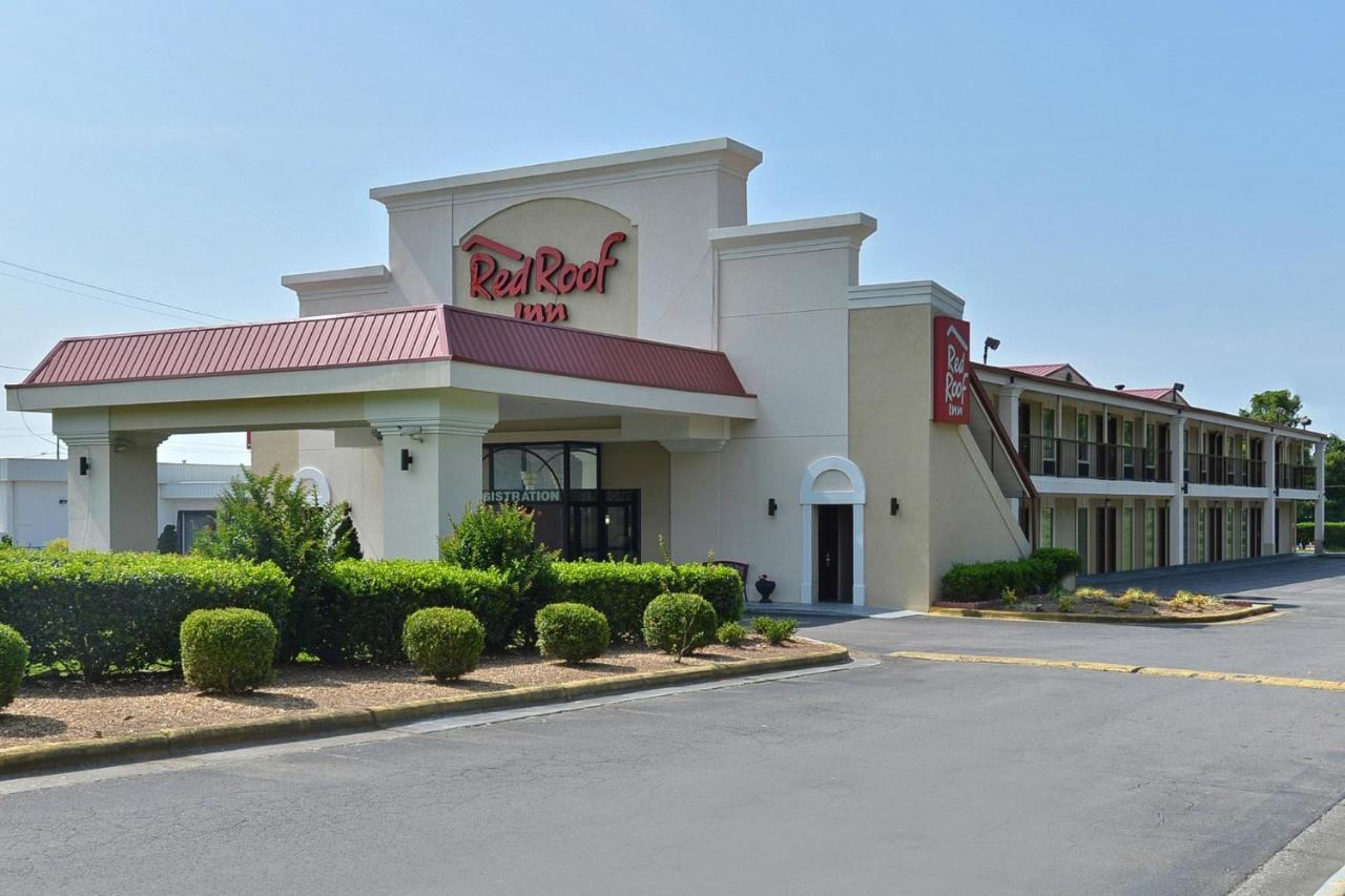 Red Roof Inn Dalton Bagian luar foto